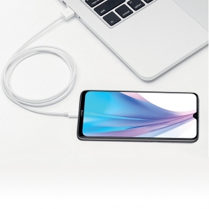 Pack chargeur secteur 2.4A + 1 câble Micro USB 1mètre - blanc